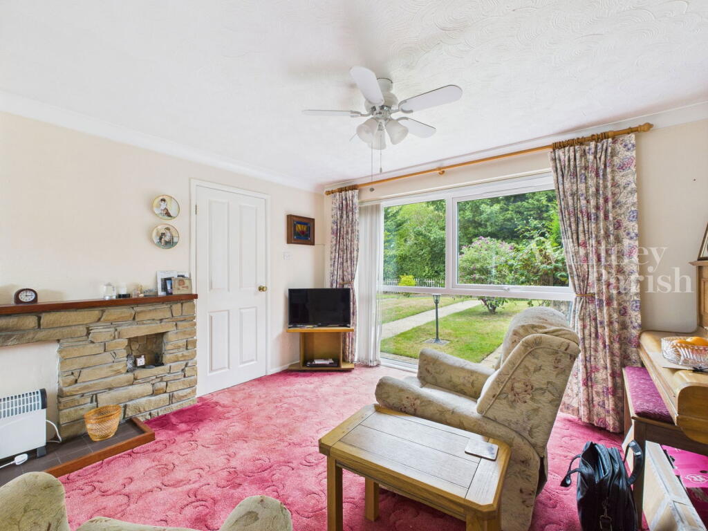Beech Way, Dickleburgh photo 4