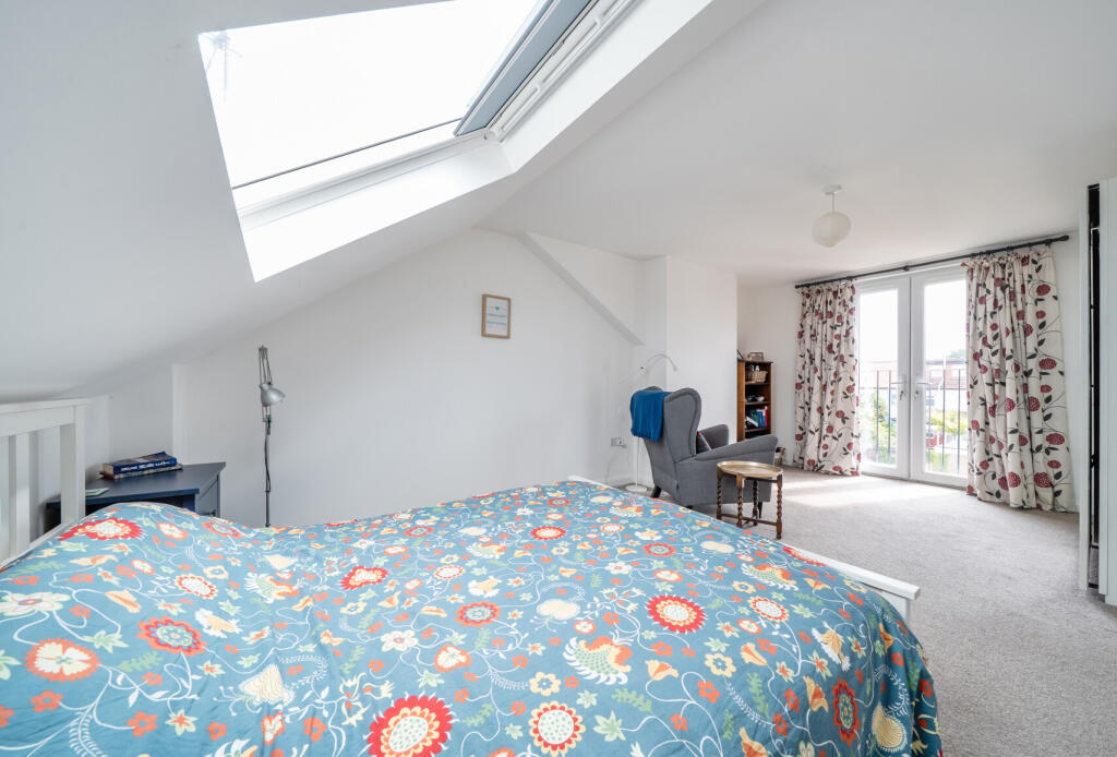 House in London - More