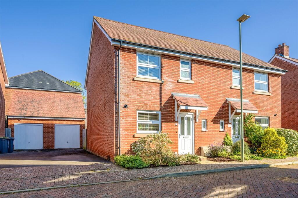 Main image of property: Bullfinch Close, Brushwood Grove, Emsworth, Hampshire, PO10