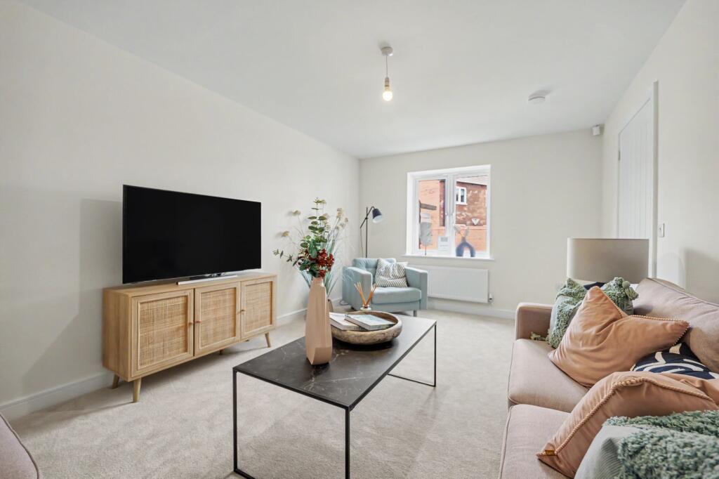 House in Warwick, Westwood Park, Burton Green - View 2