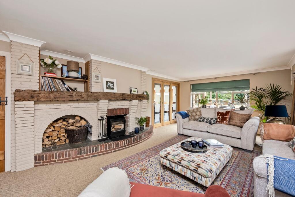 House in Redhill - View 4