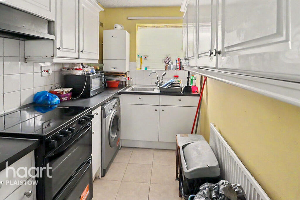 Prince Regent Lane Plaistow, London - More