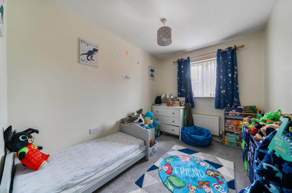 House in Swindon - View 5