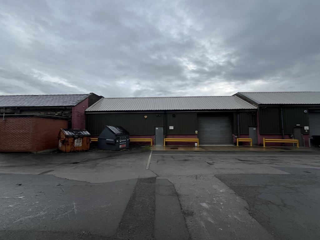 Main image of property: Unit 17, Bankfield Business Park, Huddersfield Road, Mirfield, WF14 9DD
