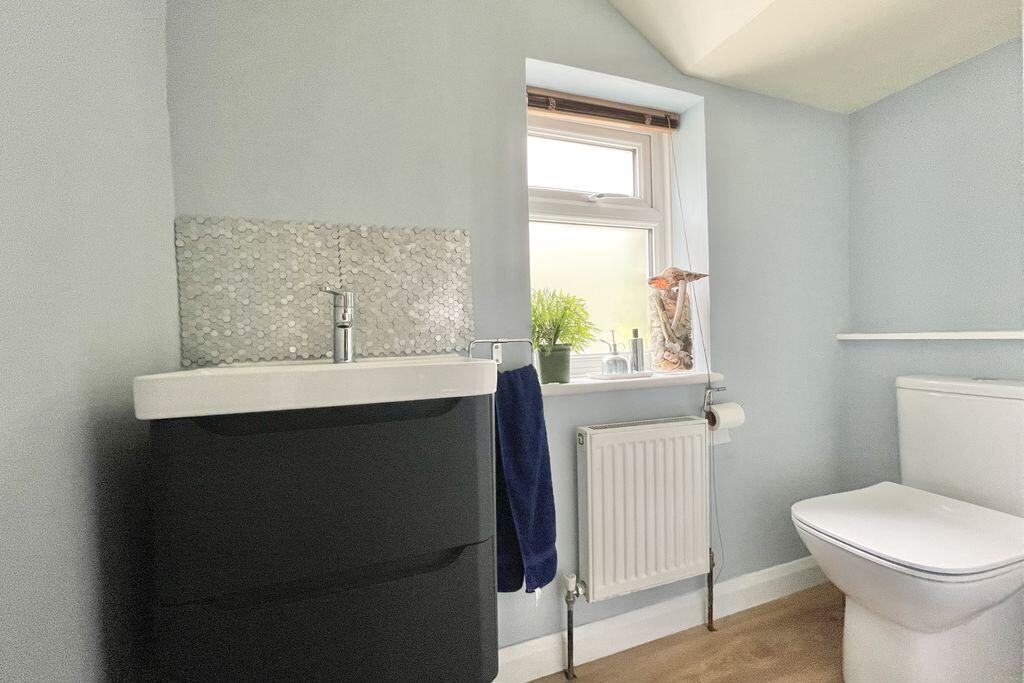 Trystings Close, Claygate photo 4