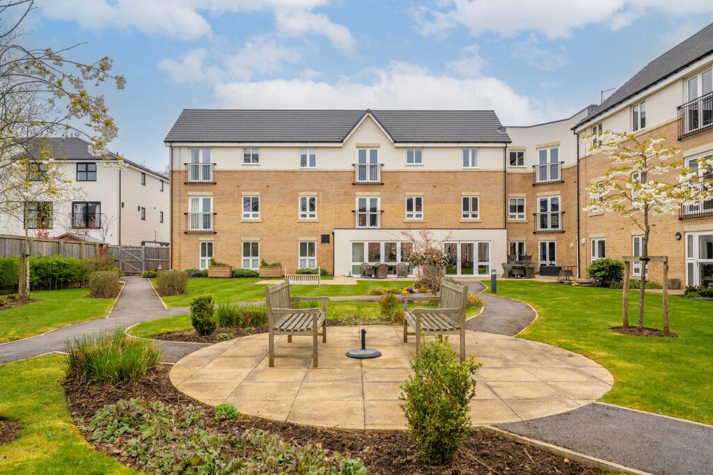 Main image of property: Wetherby Road, Harrogate, HG2