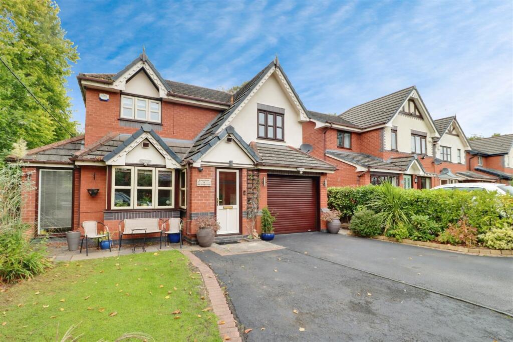 4 bed detached - Mill Bridge Close. Crewe Green image 4