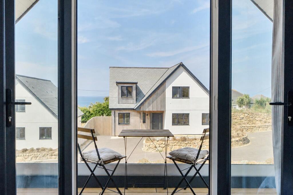 House in Truro - View 3