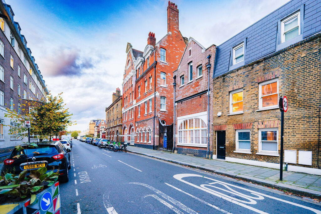 Main image of property: Renfrew Road, London, SE11