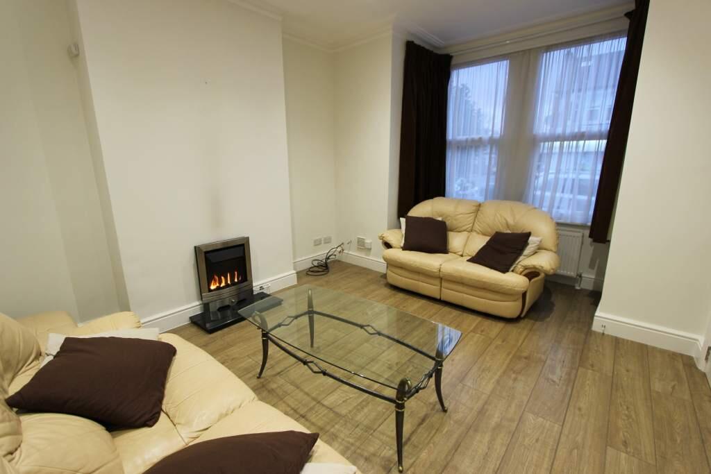 Main image of property: Warwick Road, London, N11