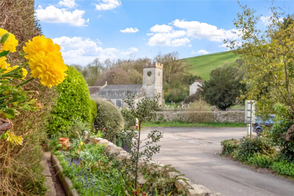 House in Weymouth, Broadwey - View 2