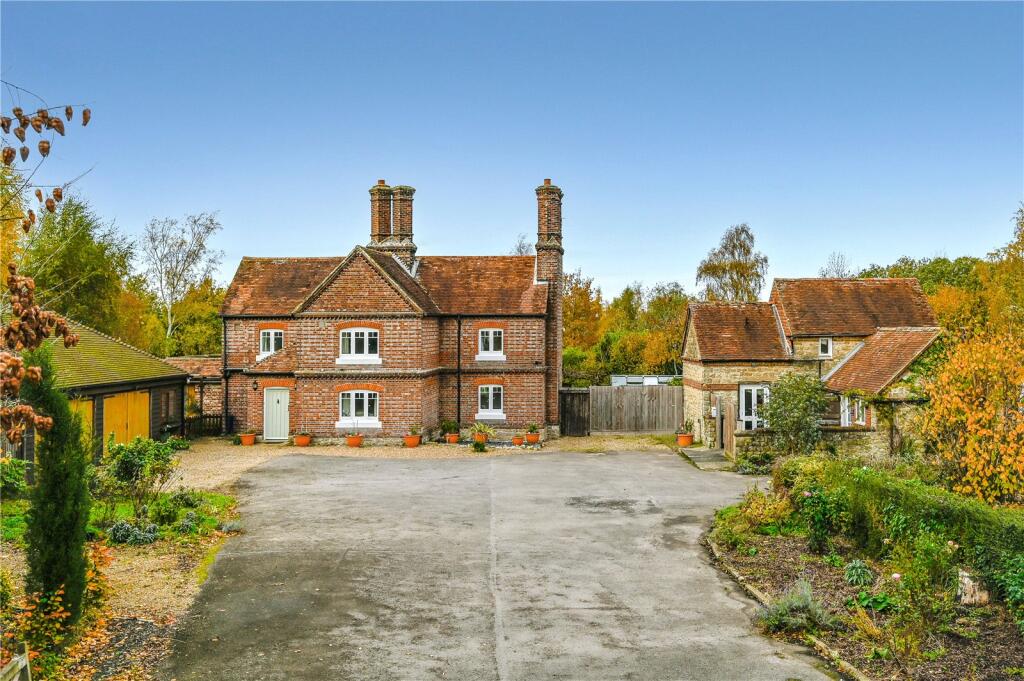 Main image of property: Braeburn Way, Coxheath, Maidstone, Kent, ME17