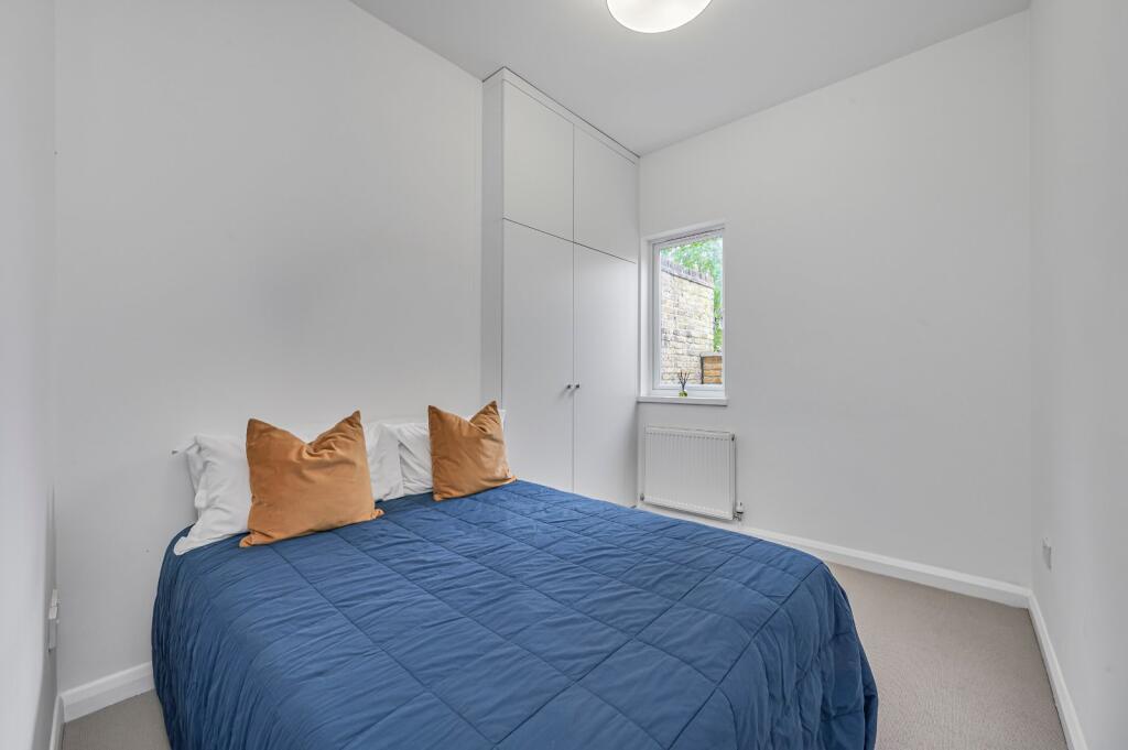 Winterwell Road, Brixton, London, SW2 – další