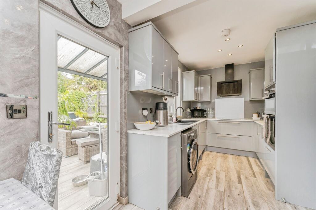 Birch Road, Kettering - View 5