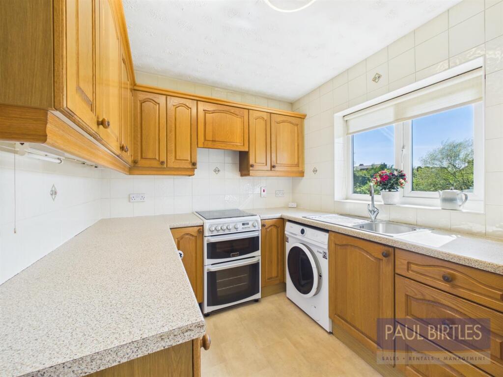 Apartment in Manchester - View 5
