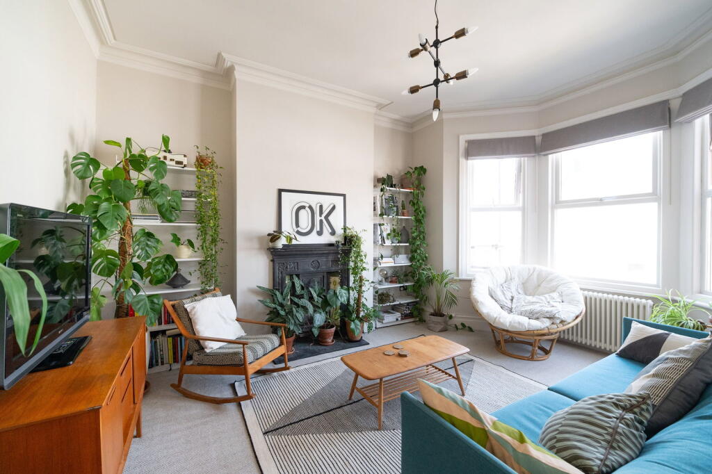 Apartment in Canterbury - View 2