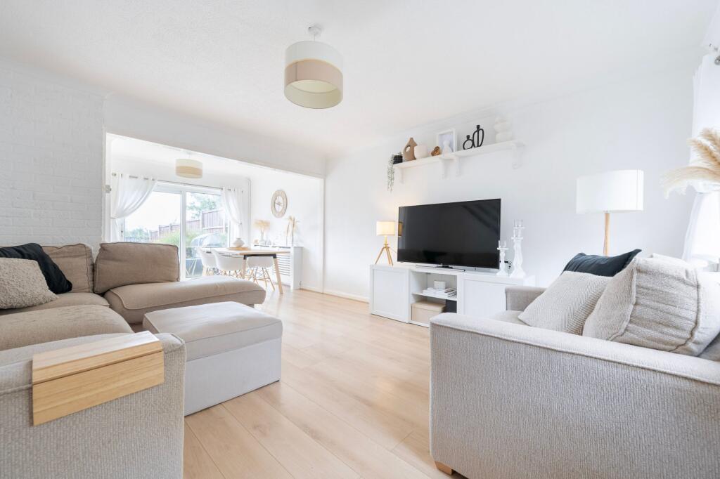 House in Mid Suffolk, Stowmarket - View 4