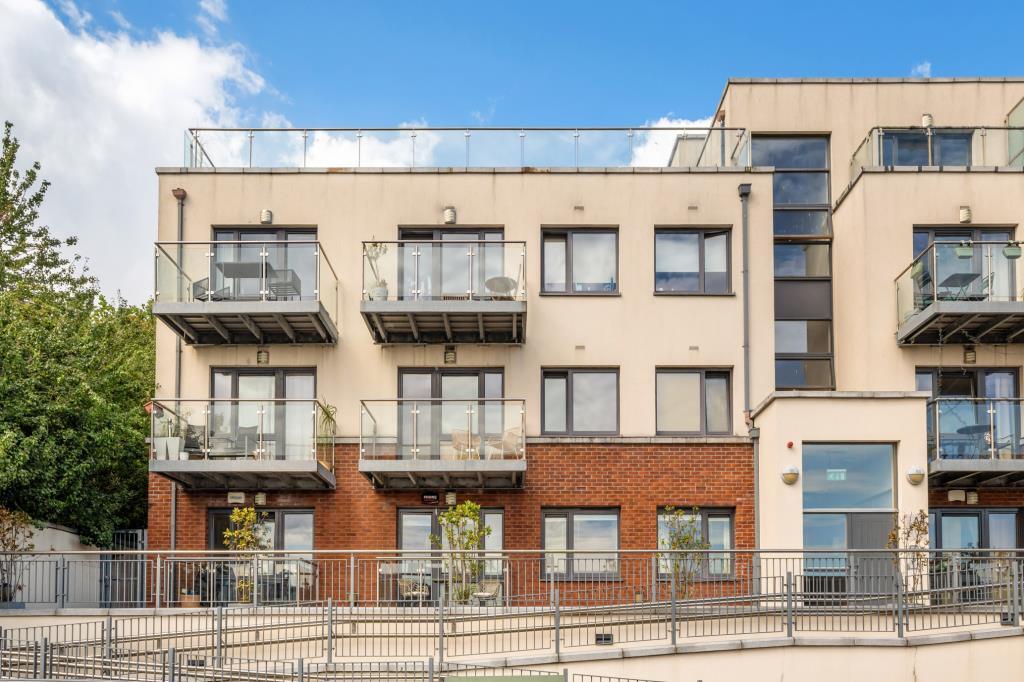 Main image of property: 3a The Bottleworks, Dermot O'Hurley Avenue, Irishtown, Dublin 4, D04 R880