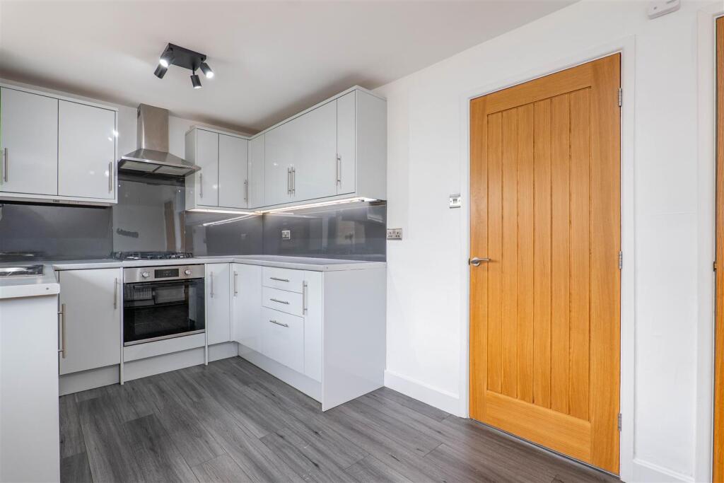 House in Chorley, Clayton-le-Woods - View 3