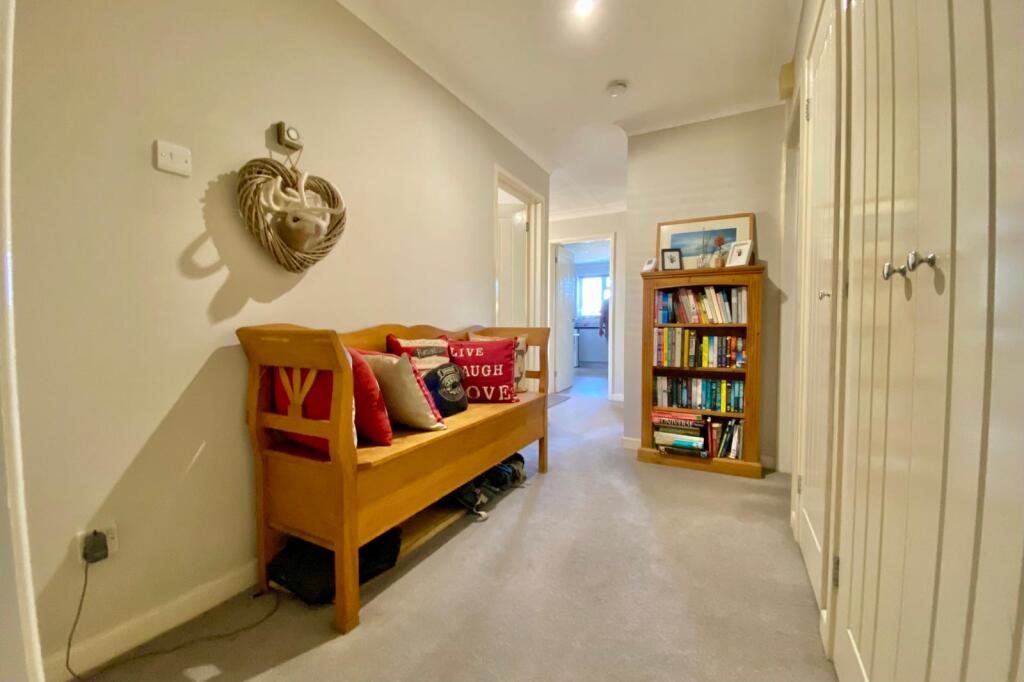 House in Verwood, Dorset - View 5
