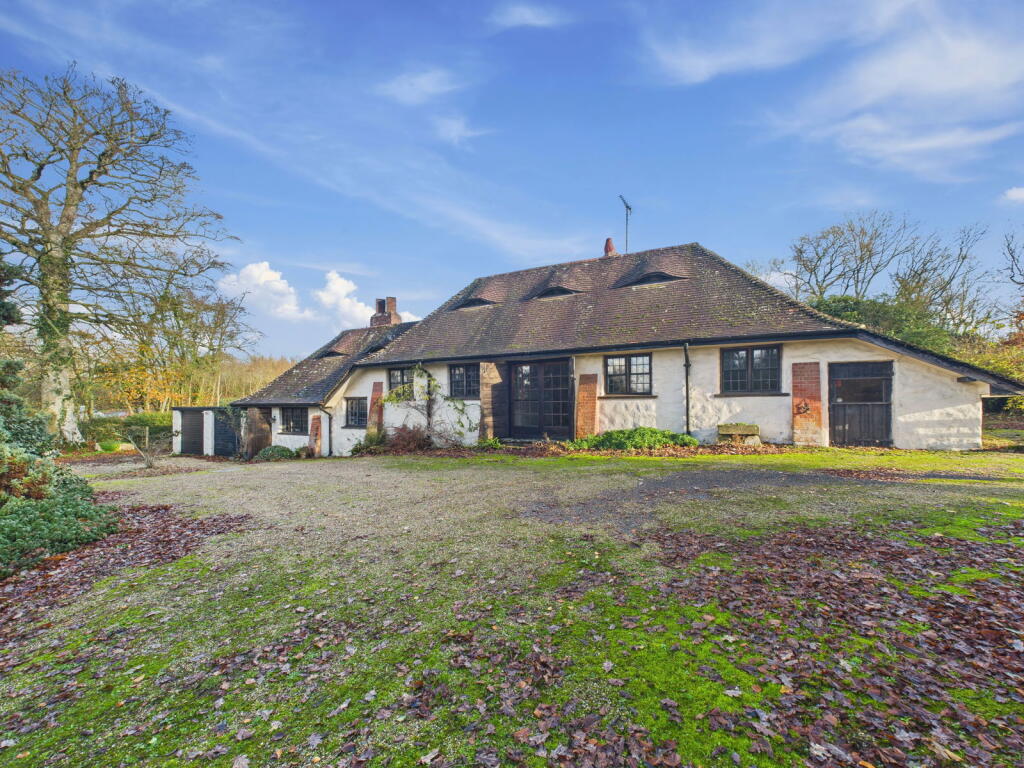 5-bed detached on London Road, Whimple, £575,000