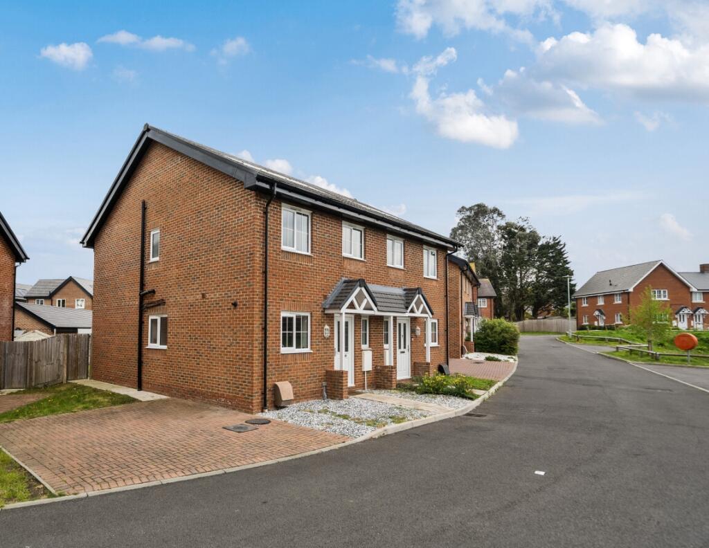 3-bed semi-detached on Mead Lane, Horton Heath, Eastleigh, Hampshire, SO50, £350,000