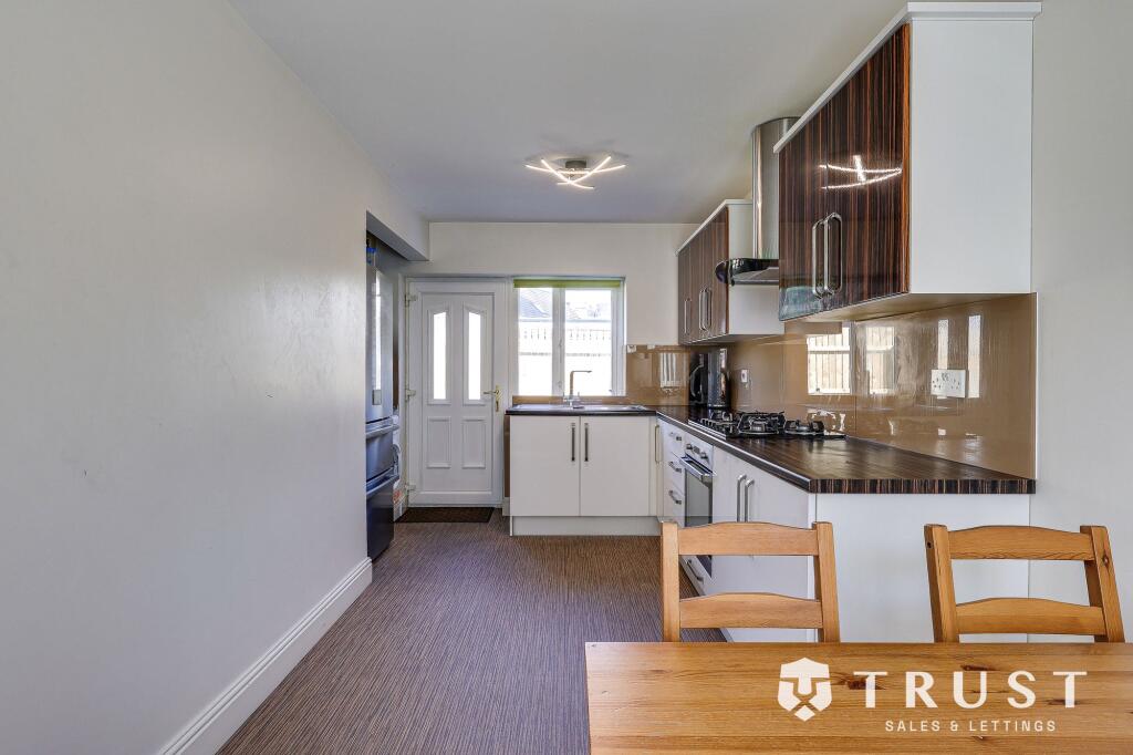 Additional image 9 of Wroe Place, Wyke, BD12