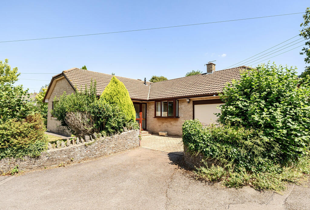 Main image of property: Brockridge Lane, Frampton Cotterell, Bristol, Gloucestershire, BS36