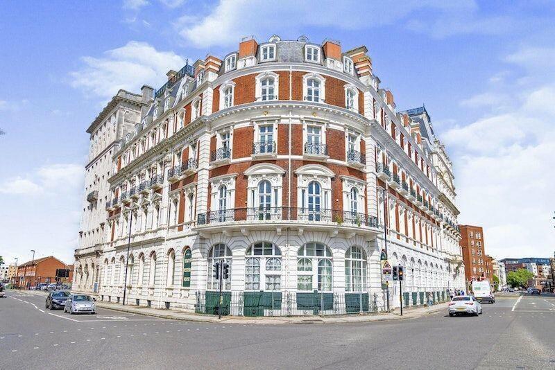 Main image of property: South Western House, Southampton, SO14