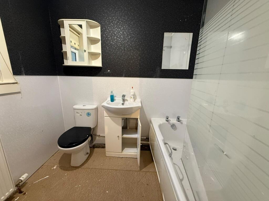 Apartment in Kilmarnock - More