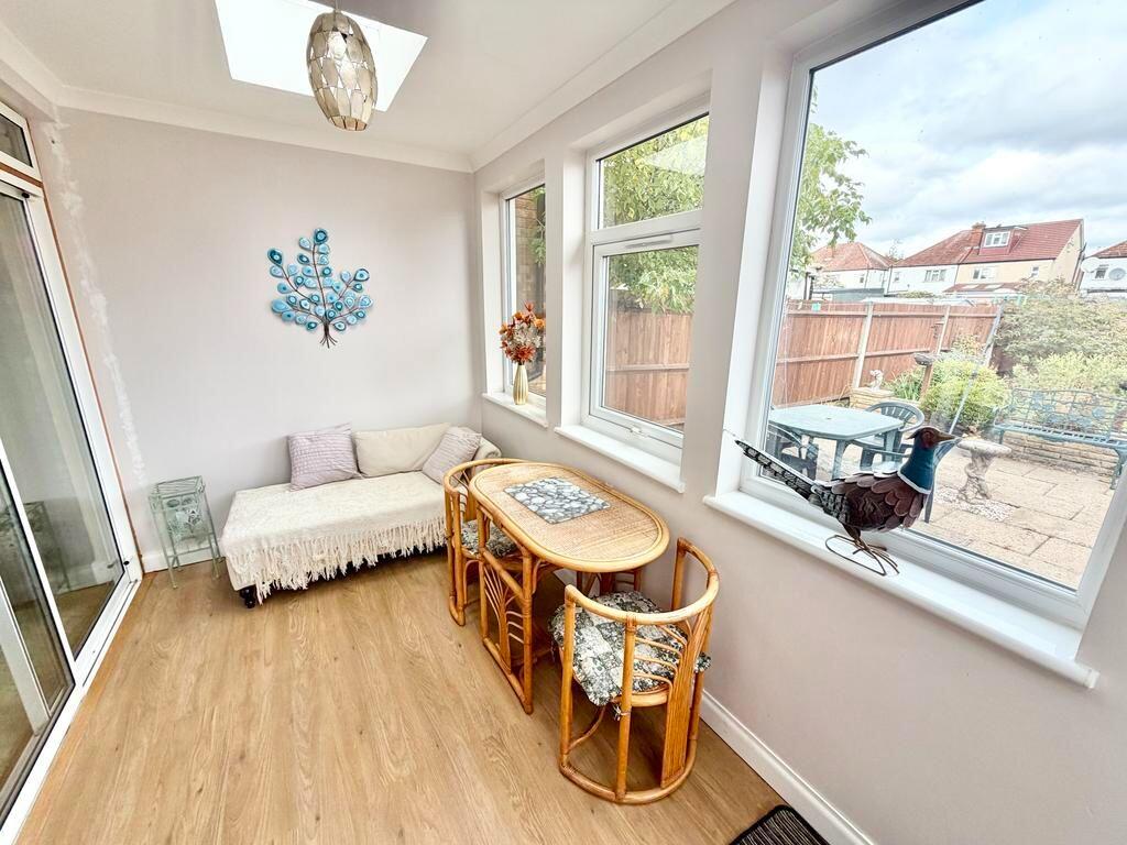 House in Harrow - View 5