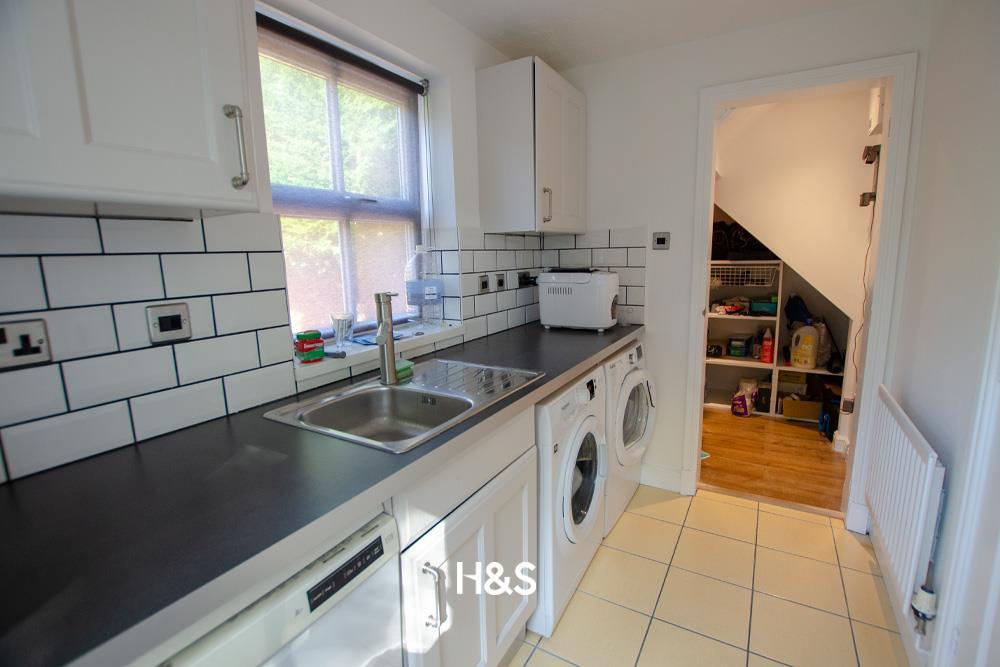 Additional image 18 of Dickens Heath Road, Shirley