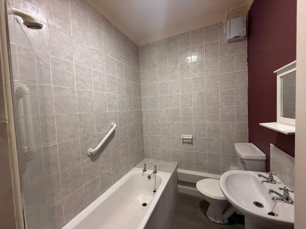 Apartment in Perth - View 4