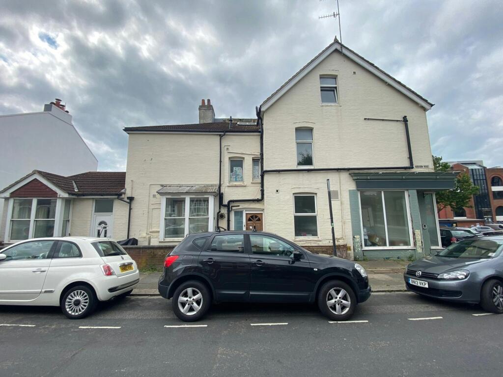 33 Montefiore Road Hove 4.jpg