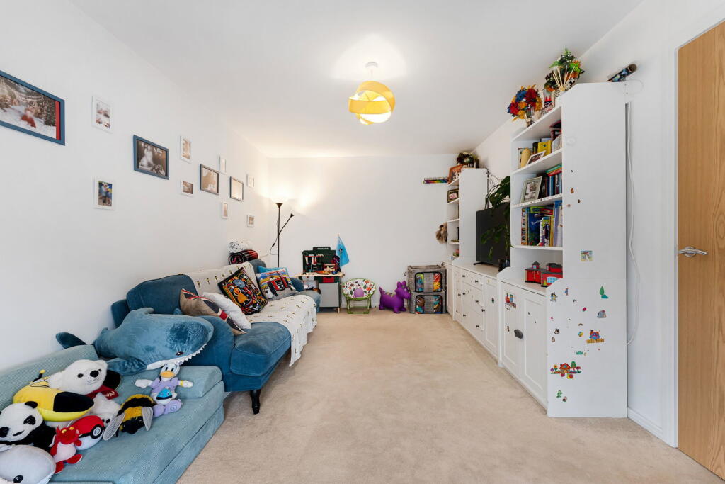 House in Stockport - View 4