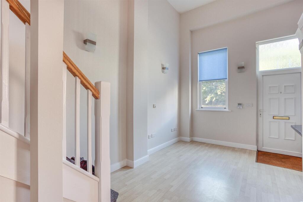 Apartment in Derby - View 3