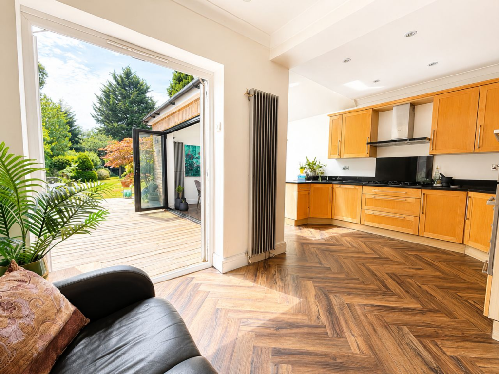 Leamington Avenue, Bromley, BR1 - View 5
