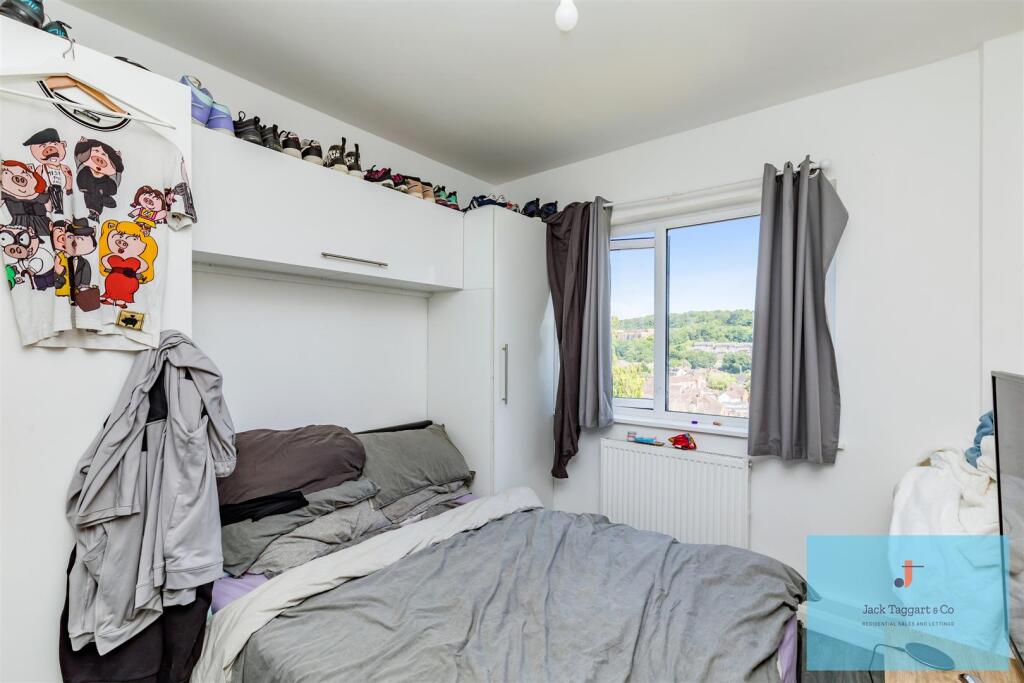 Reeves Hill, Brighton - View 5