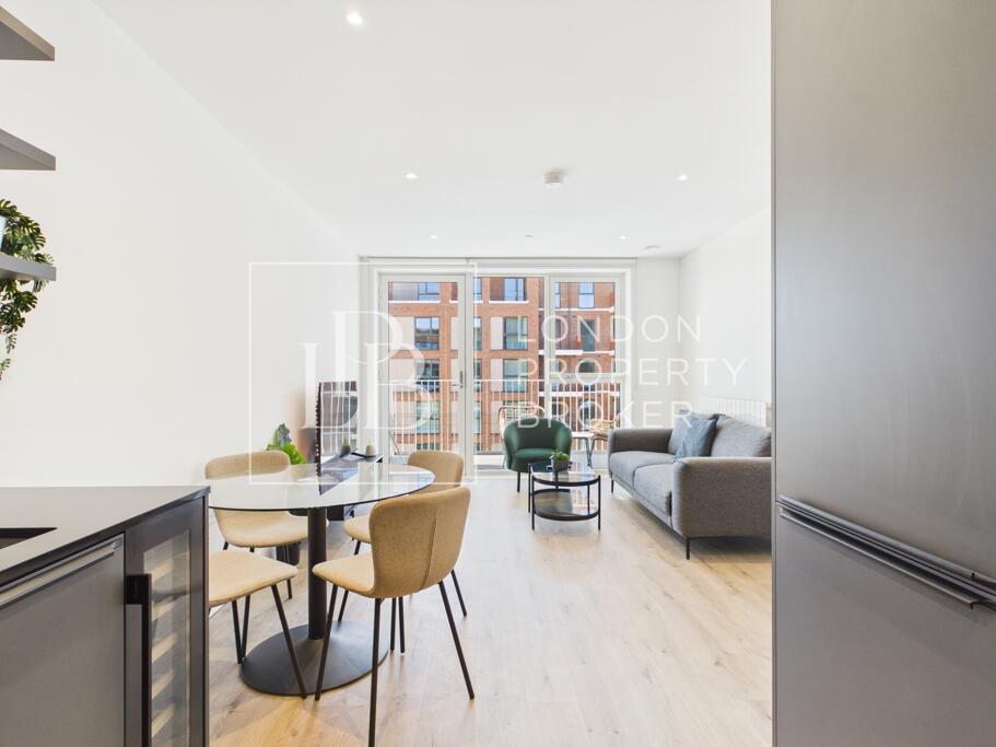 Apartment in London, Thamesmead - View 5