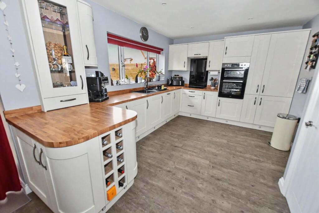 House in Northampton - View 3