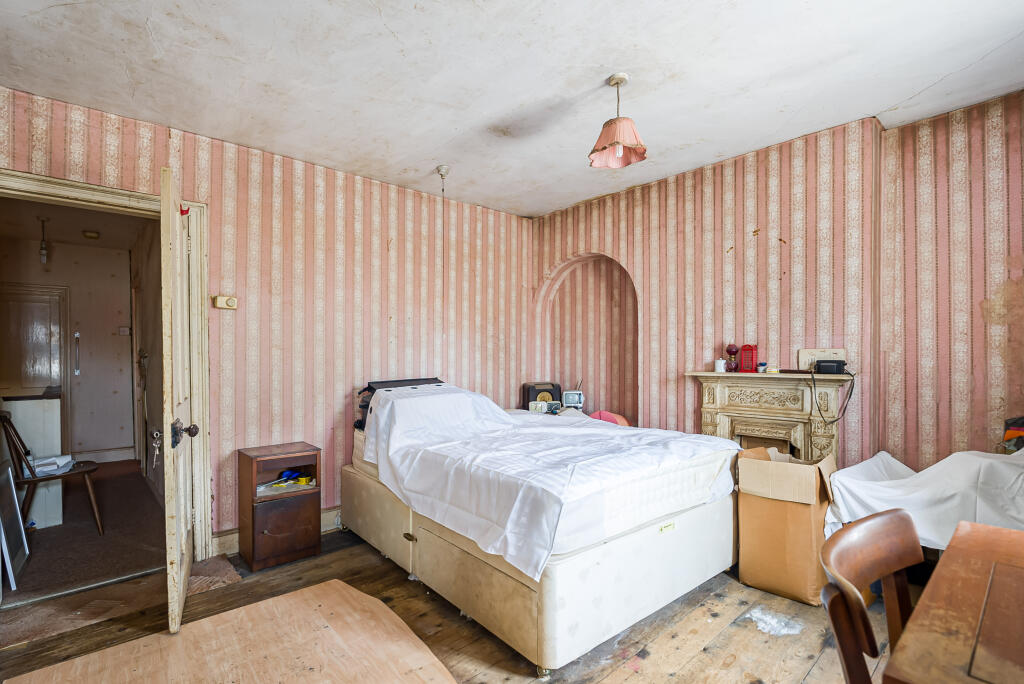 House in North Hertfordshire, Benslow - View 5