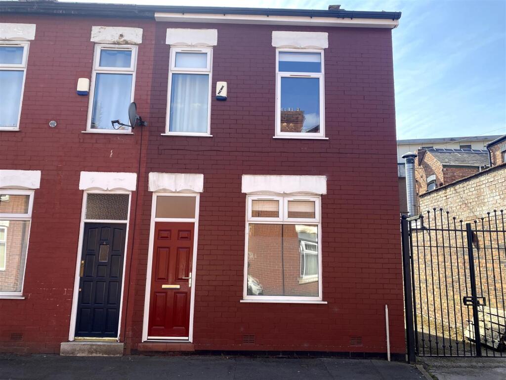 Main image of property: Stanley Avenue, Rusholme, £130pppw
