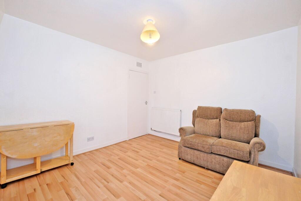 Flat 5 , 9 Seaton Place, Aberdeen photo 4