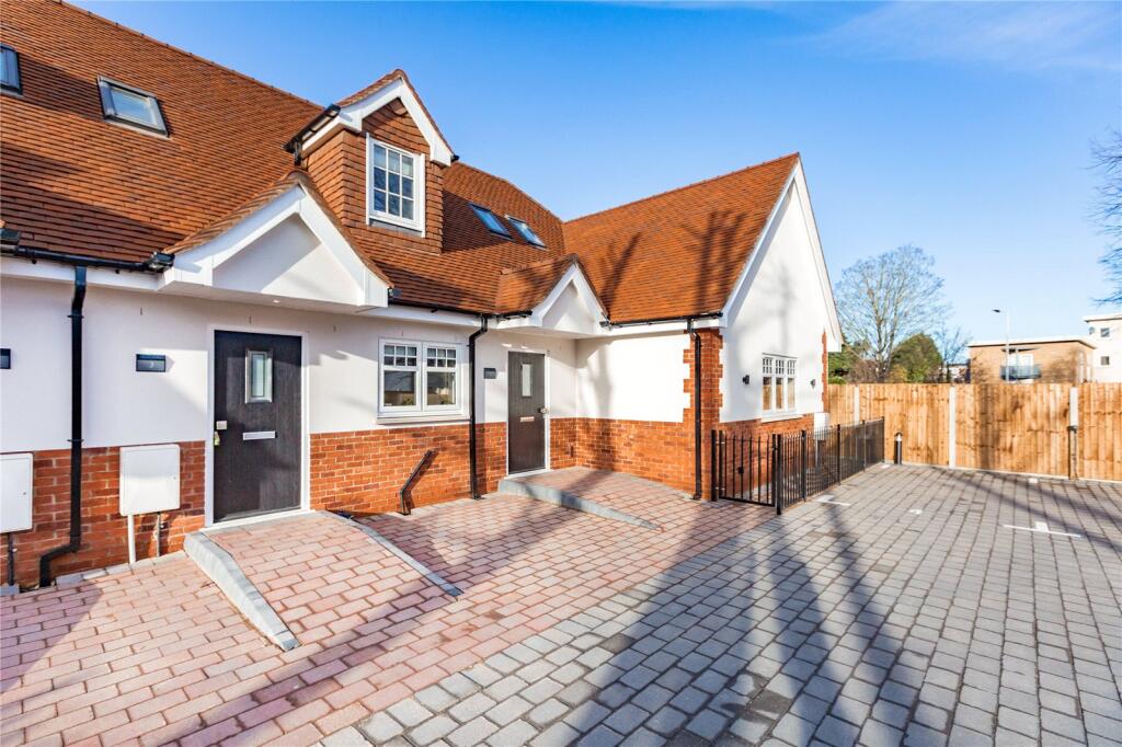 Main image of property: Jensen Close, Hornchurch, RM12