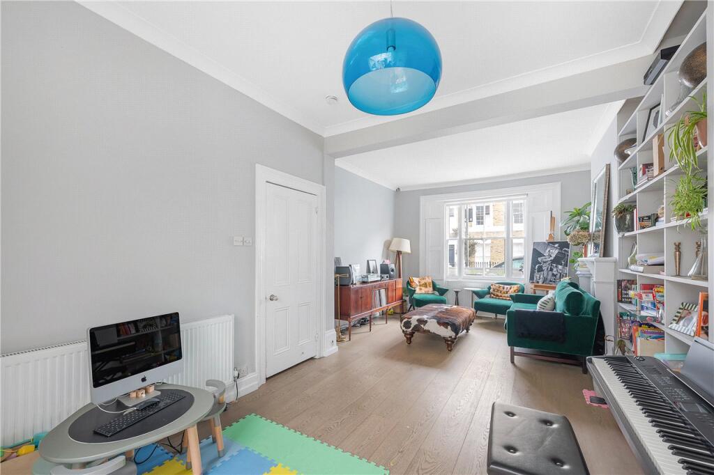 House in London - View 5