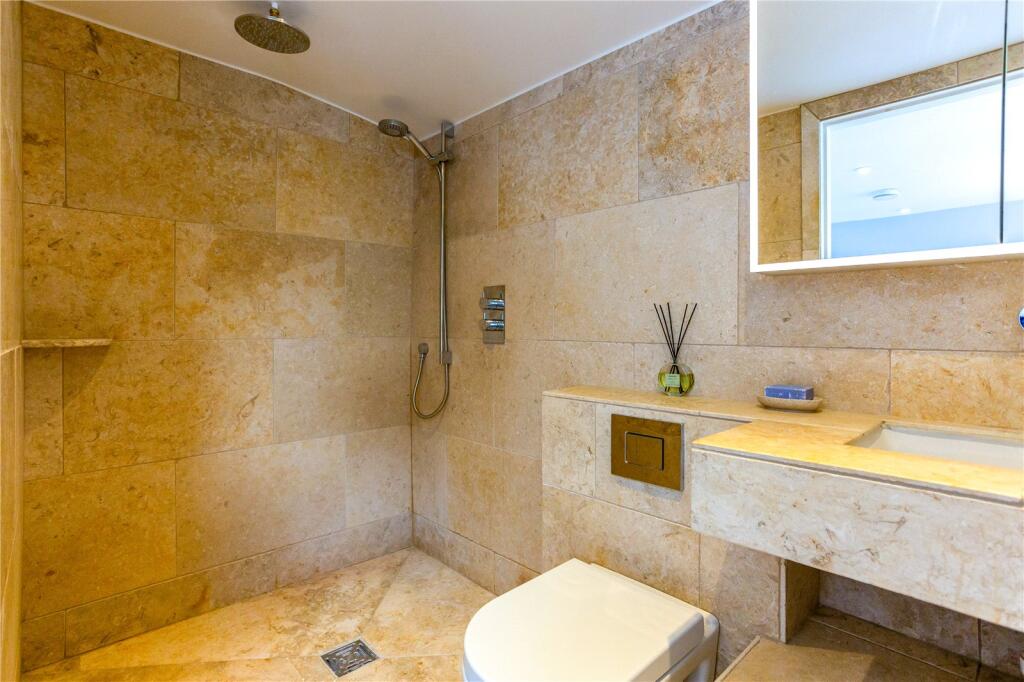 Additional image 16 of Royal Crescent, Bath, BA1