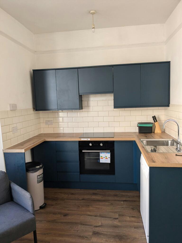 Kitchen LL.jpg