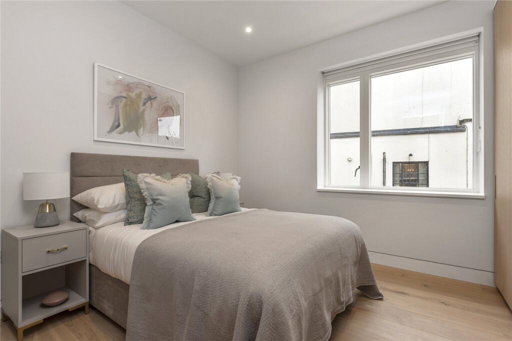 Apartment in London, Notting Dale Village, North Kensington - View 4