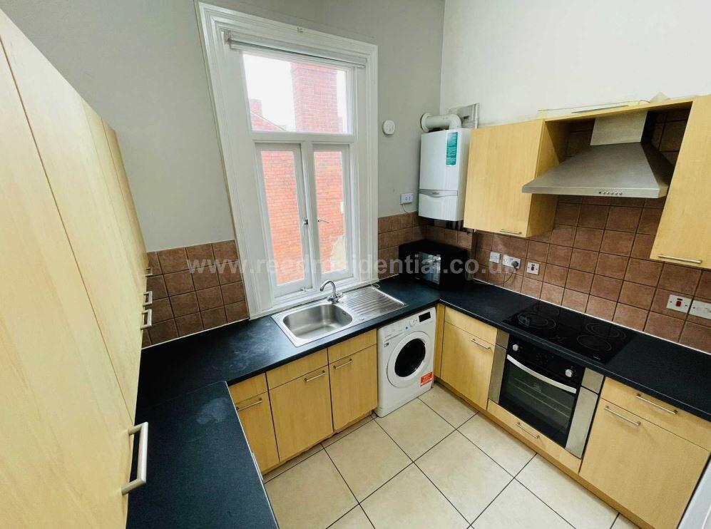Apartment in Nottingham - View 3