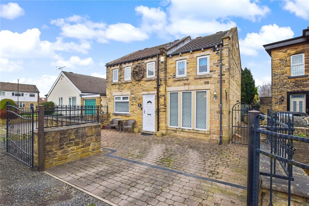 Main image of property: The Coach House, Lane End Mount, Pudsey, West Yorkshire